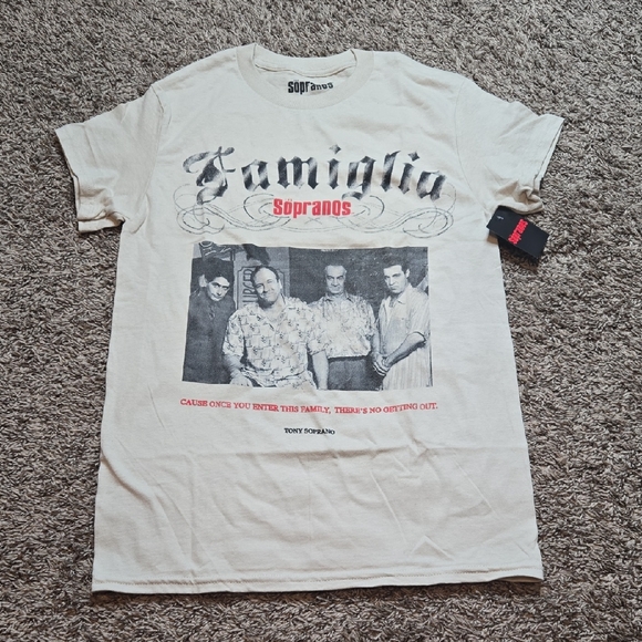 HBO Tops - The Sopranos HBO Original Famiglia Small Graphic Tee Shirt Top Tony Soprano